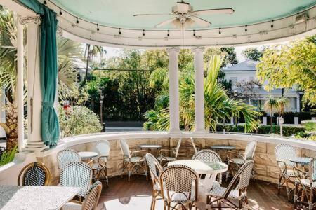 Classic King With Balcony At Curry Mansion Key West Eksteriør bilde