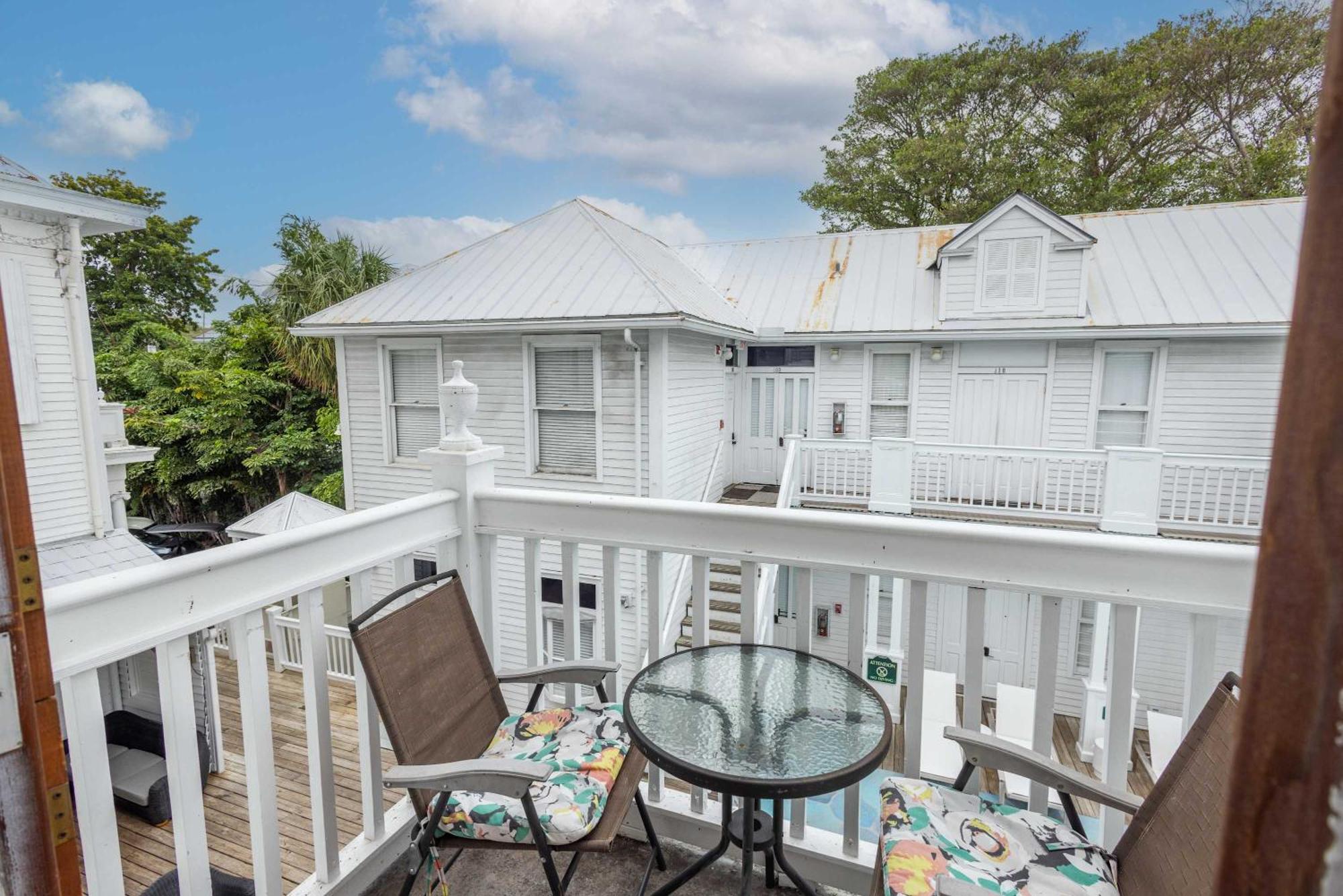 Classic King With Balcony At Curry Mansion Key West Eksteriør bilde